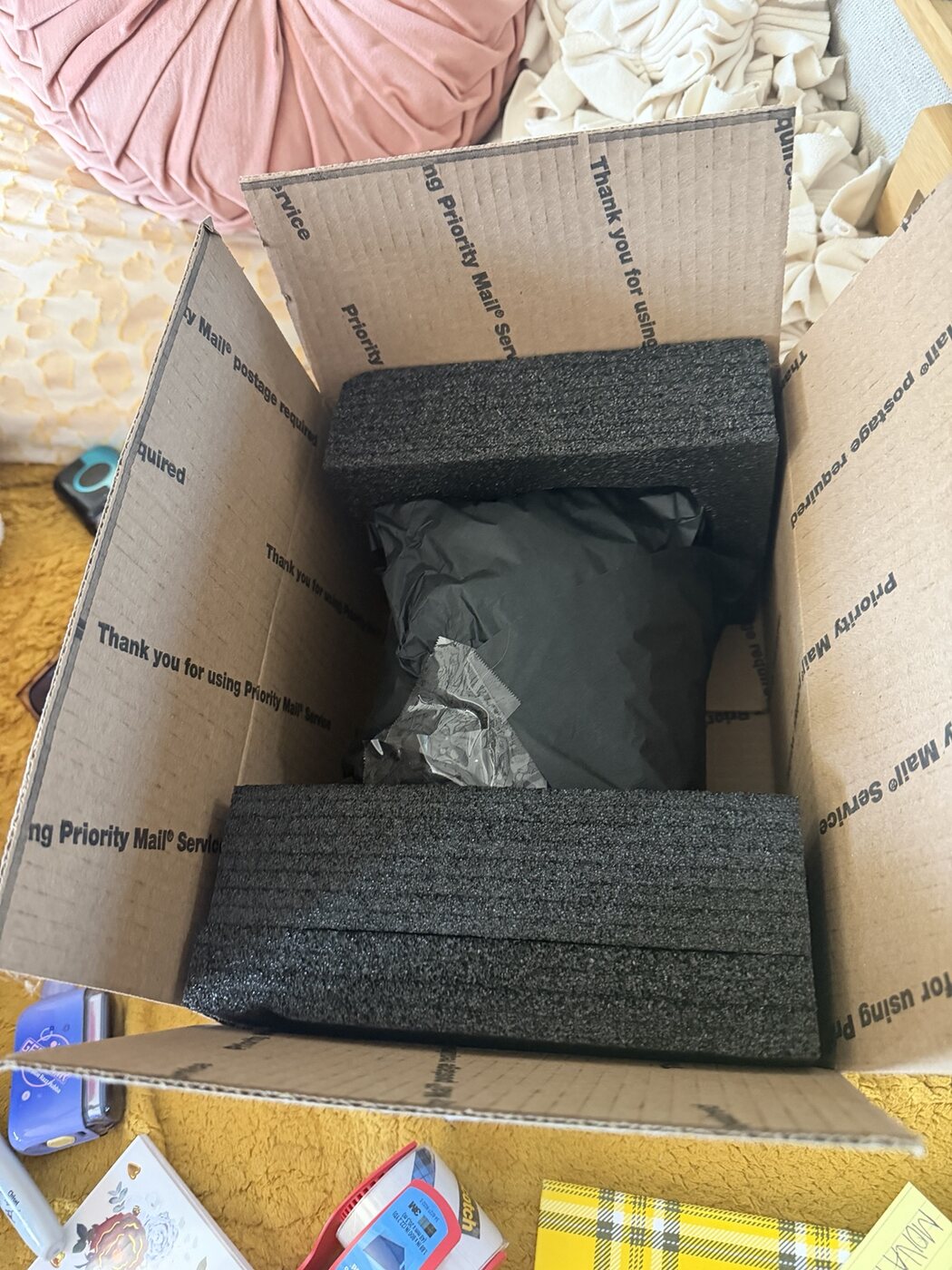 Heart kit protected in its shipping box with fitted foam